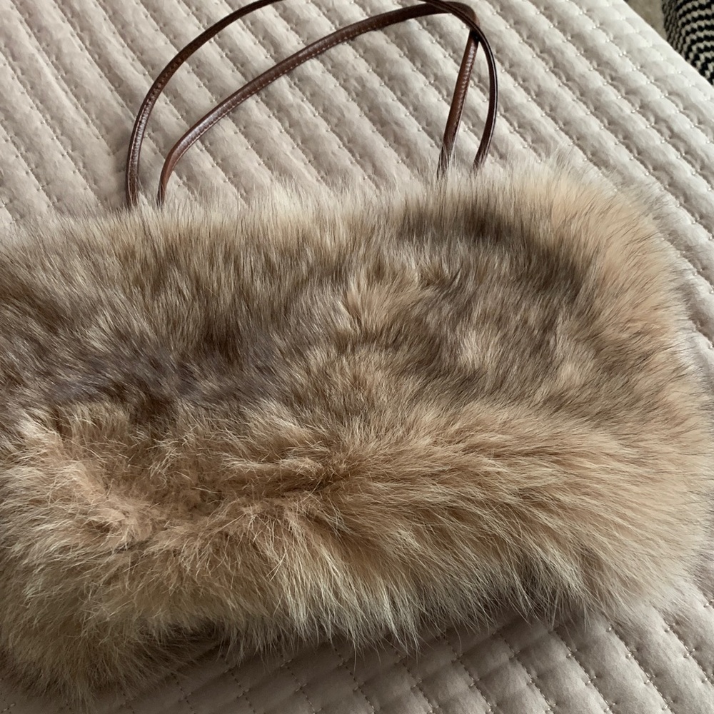 Luxurious Faux Fur Shoulder Bag - Tan